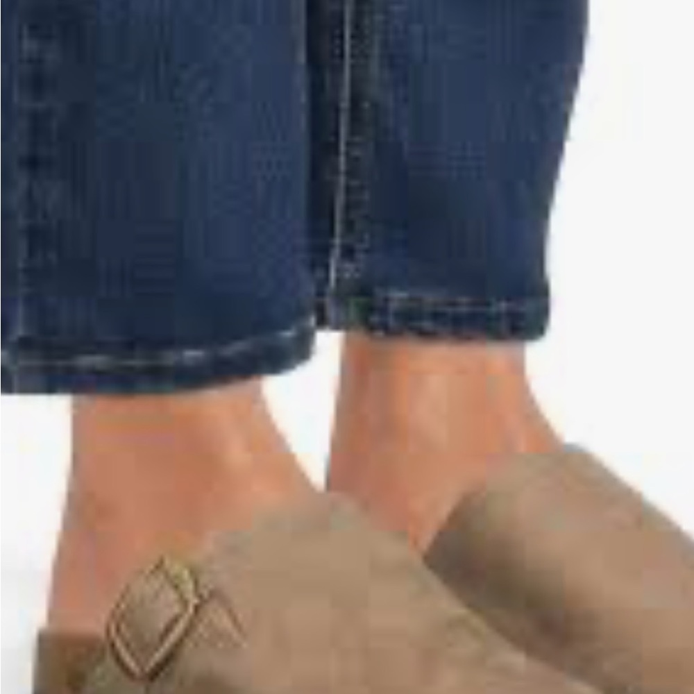 Women's Tan Slip-On Shoes